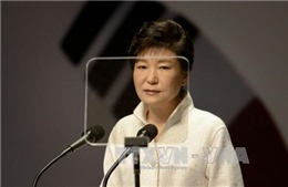 Công tố viên muốn tiếp tục tạm giữ cựu Tổng thống Park Geun-hye